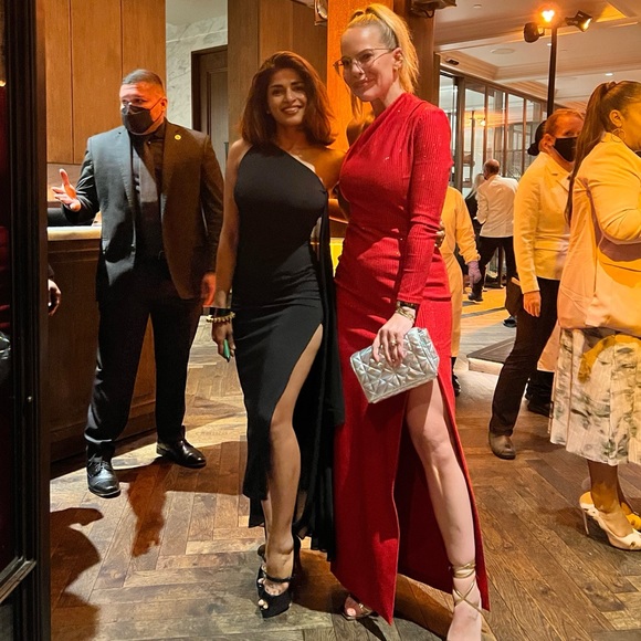 Legitimately the only piece - it’s custom made and it is absolutely delicious!!! - Picture 6 of 8